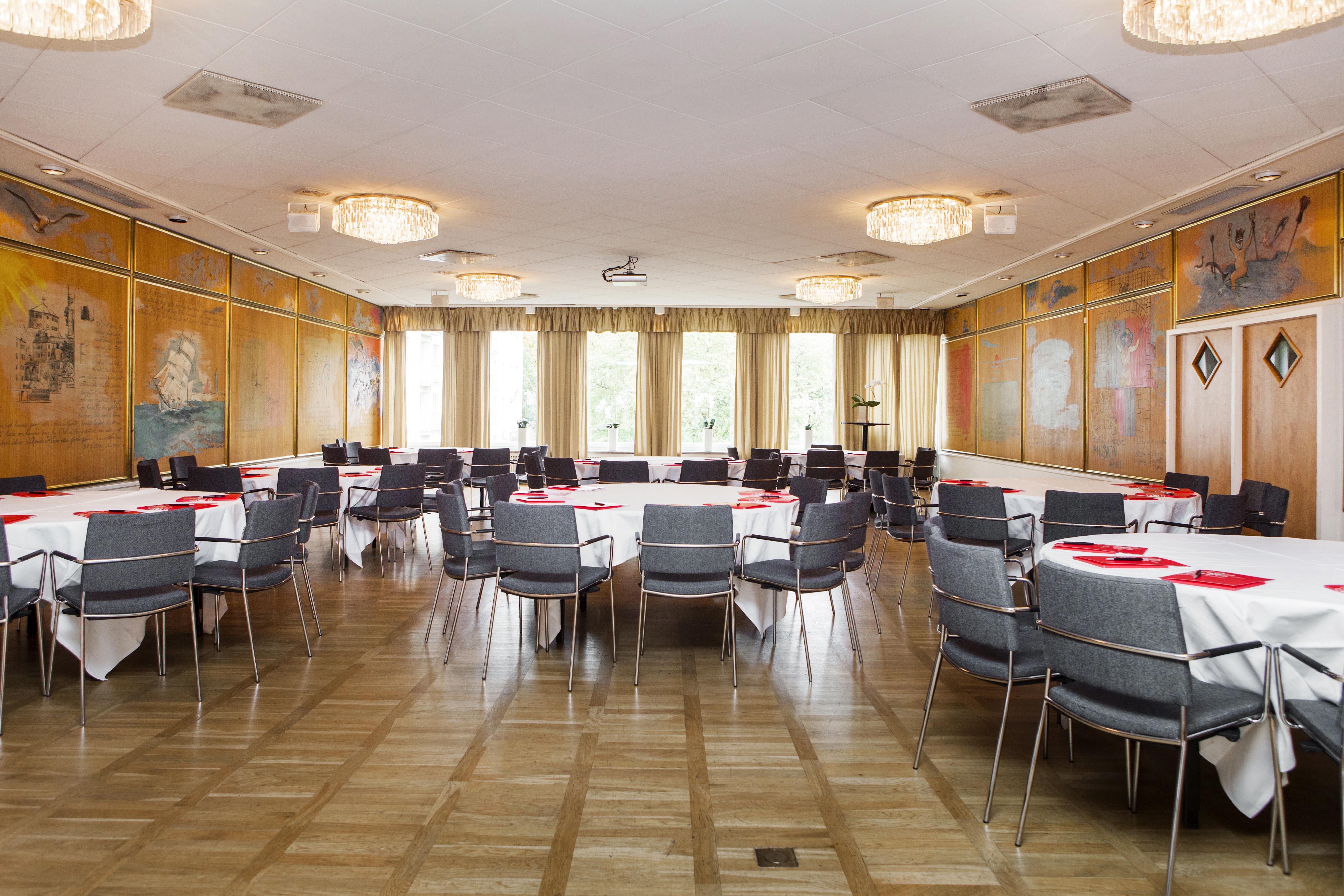 Elite Park Avenue 4*